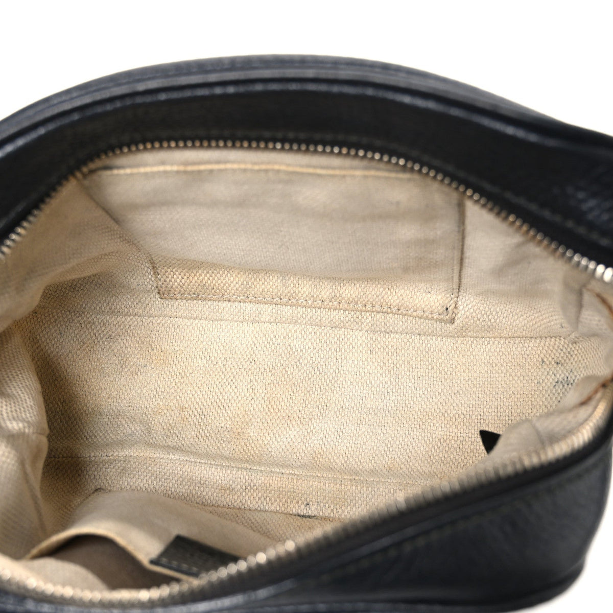 Pebbled Calfskin Small Soho Disco Bag Black product image 5, provided for visual reference and product detail review