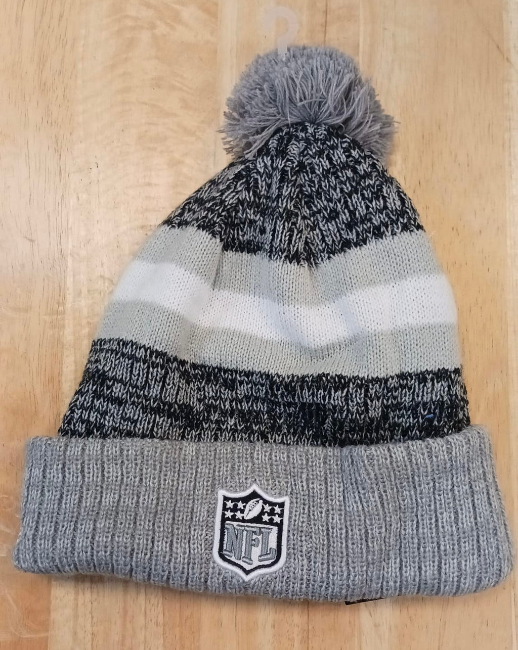 Las Vegas Raiders NFL New Era winter Hat with Pom product image 2