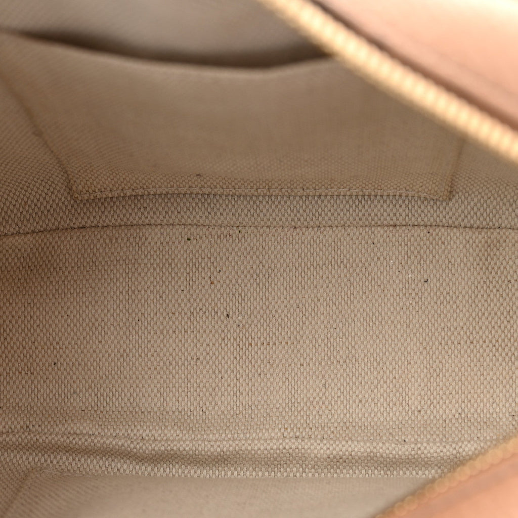 Pebbled Calfskin Small Soho Disco Bag Camelia product image 5, provided for visual reference and product detail review