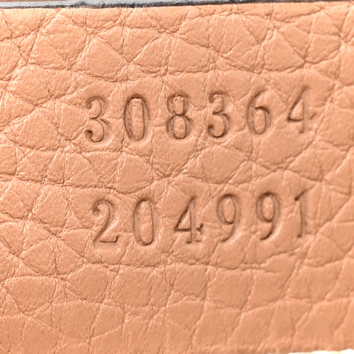 Pebbled Calfskin Small Soho Disco Bag Camelia product image 7, provided for visual reference and product detail review