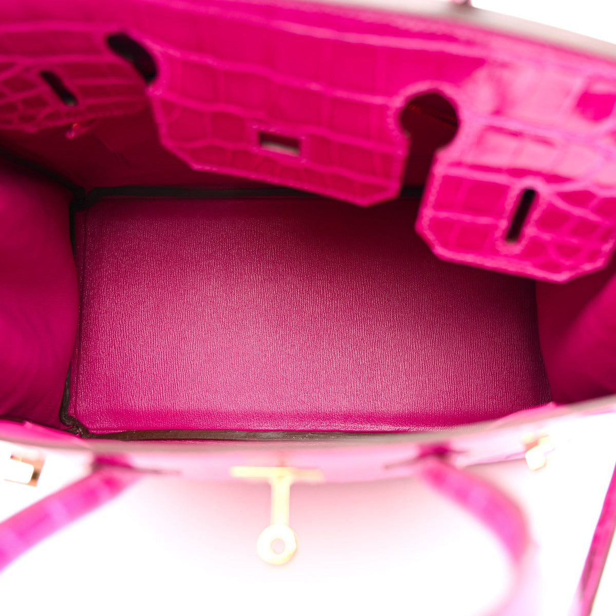 Shiny Niloticus Crocodile Birkin 30 Rose Scheherazade product image 5, provided for visual reference and product detail