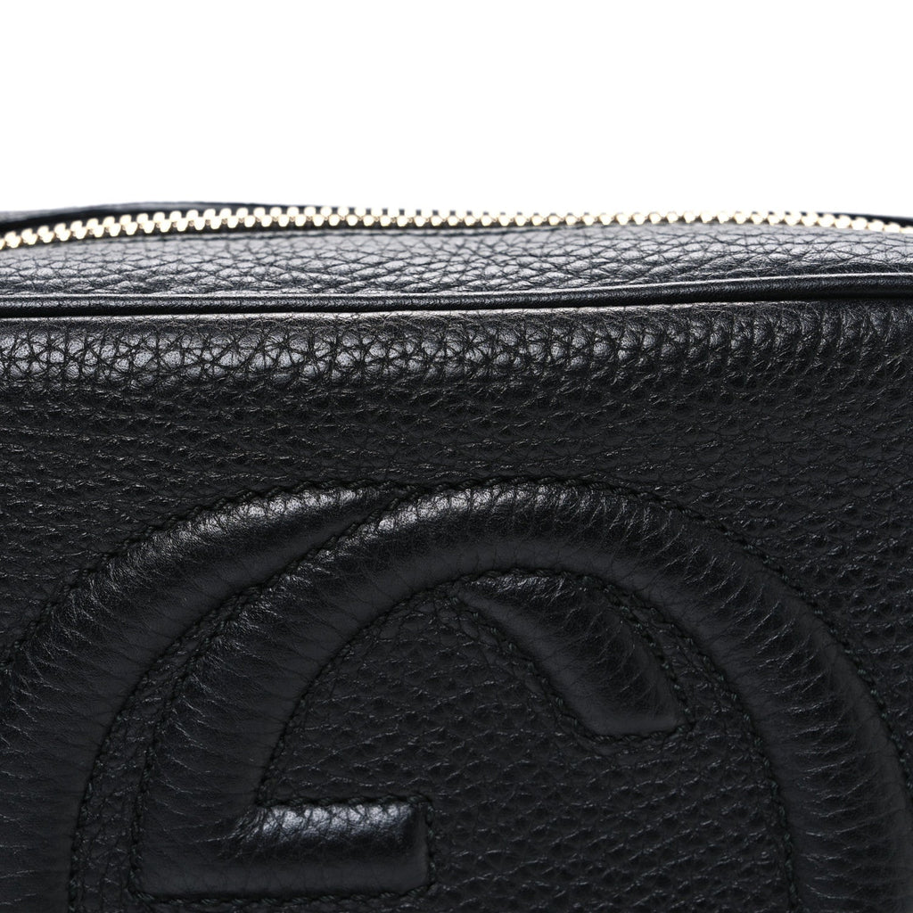 Pebbled Calfskin Small Soho Disco Bag Black product image 8, provided for visual reference and product detail review