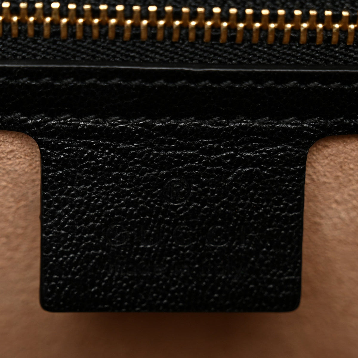 GG Supreme Monogram Calfskin Small Padlock Messenger Shoulder Bag Beige Black Cuir product image 6, provided for visual