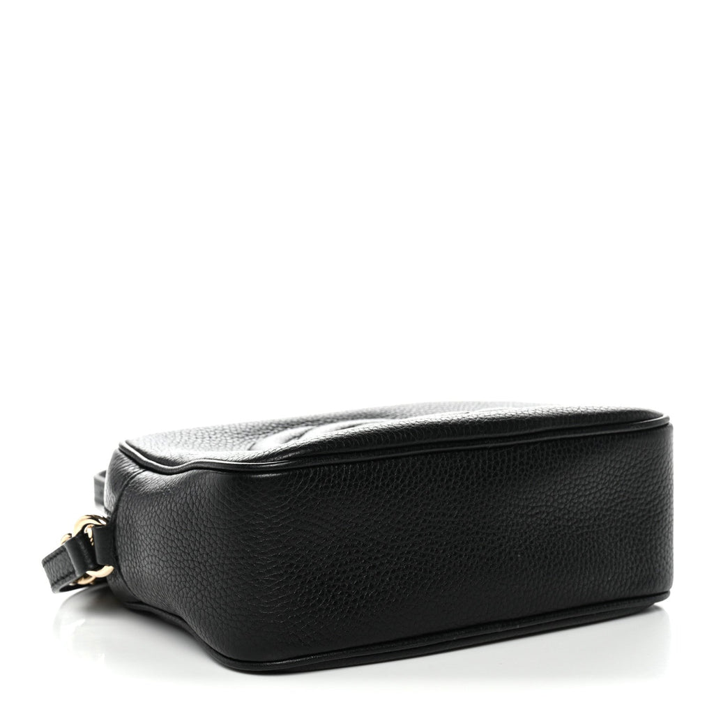Pebbled Calfskin Small Soho Disco Bag Black product image 4, provided for visual reference and product detail review