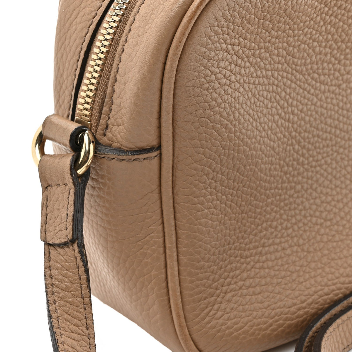 Pebbled Calfskin Small Soho Disco Bag Rose Beige product image 17, provided for visual reference and product detail review