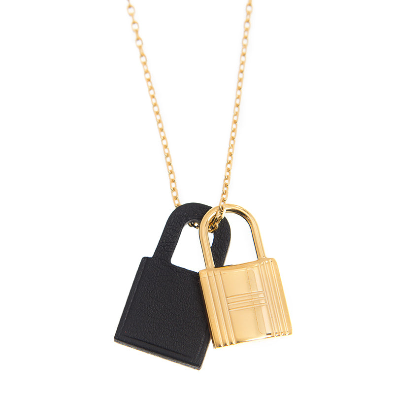 Hermes O'Kelly Black Pendant 18K Gold Necklace product image 1, provided for visual reference and product detail review