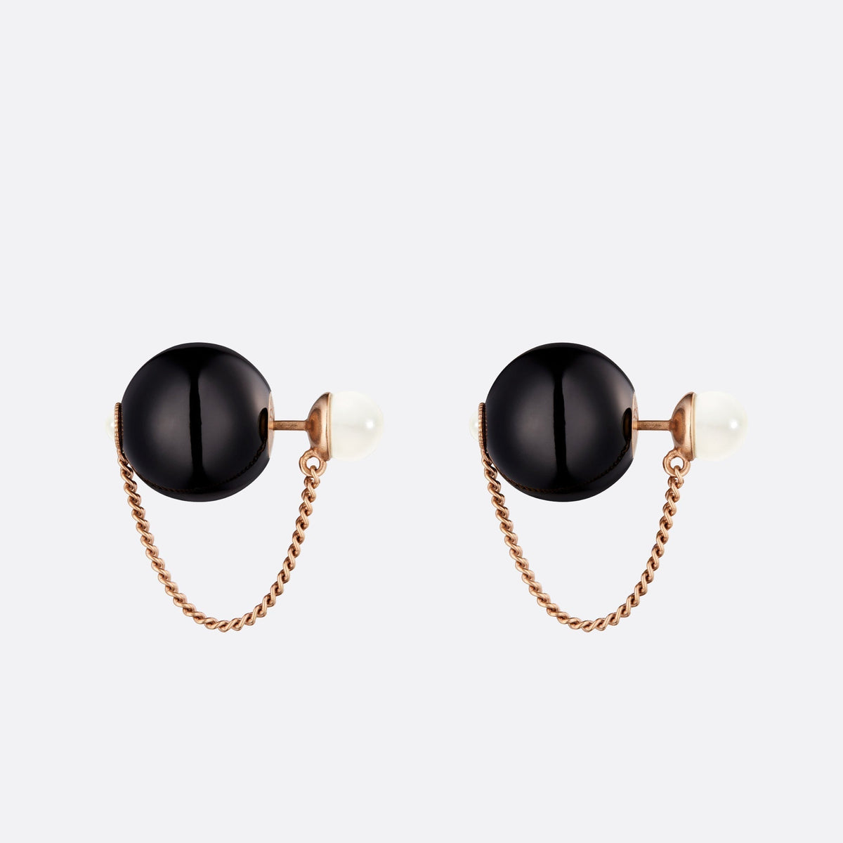Dior Tribales Black Resin Pearl 18K Gold Earrings product image 3, provided for visual reference and product detail review