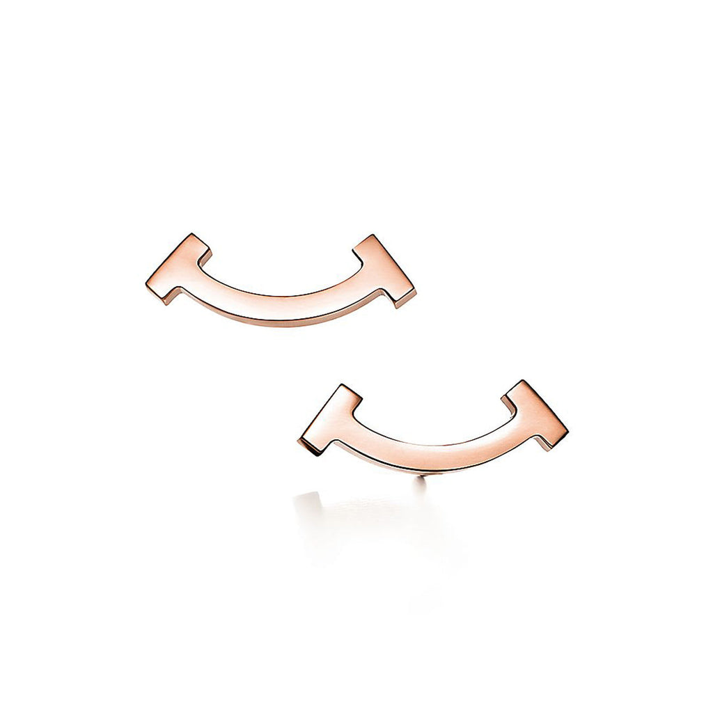 Tiffany Smile 18K Gold Earrings product image 1, provided for visual reference and product detail review