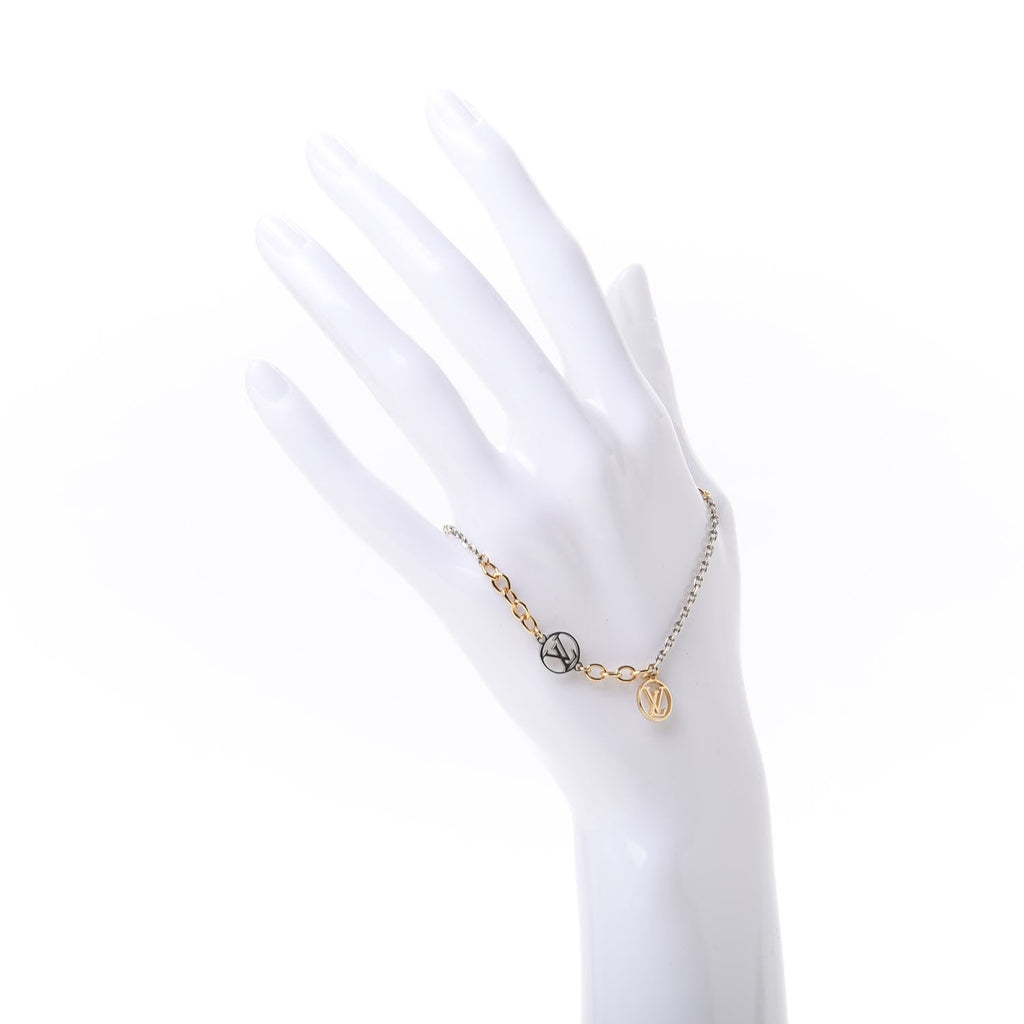 Louis Vuitton Logomania 18K Gold Bracelet product image 2, provided for visual reference and product detail review