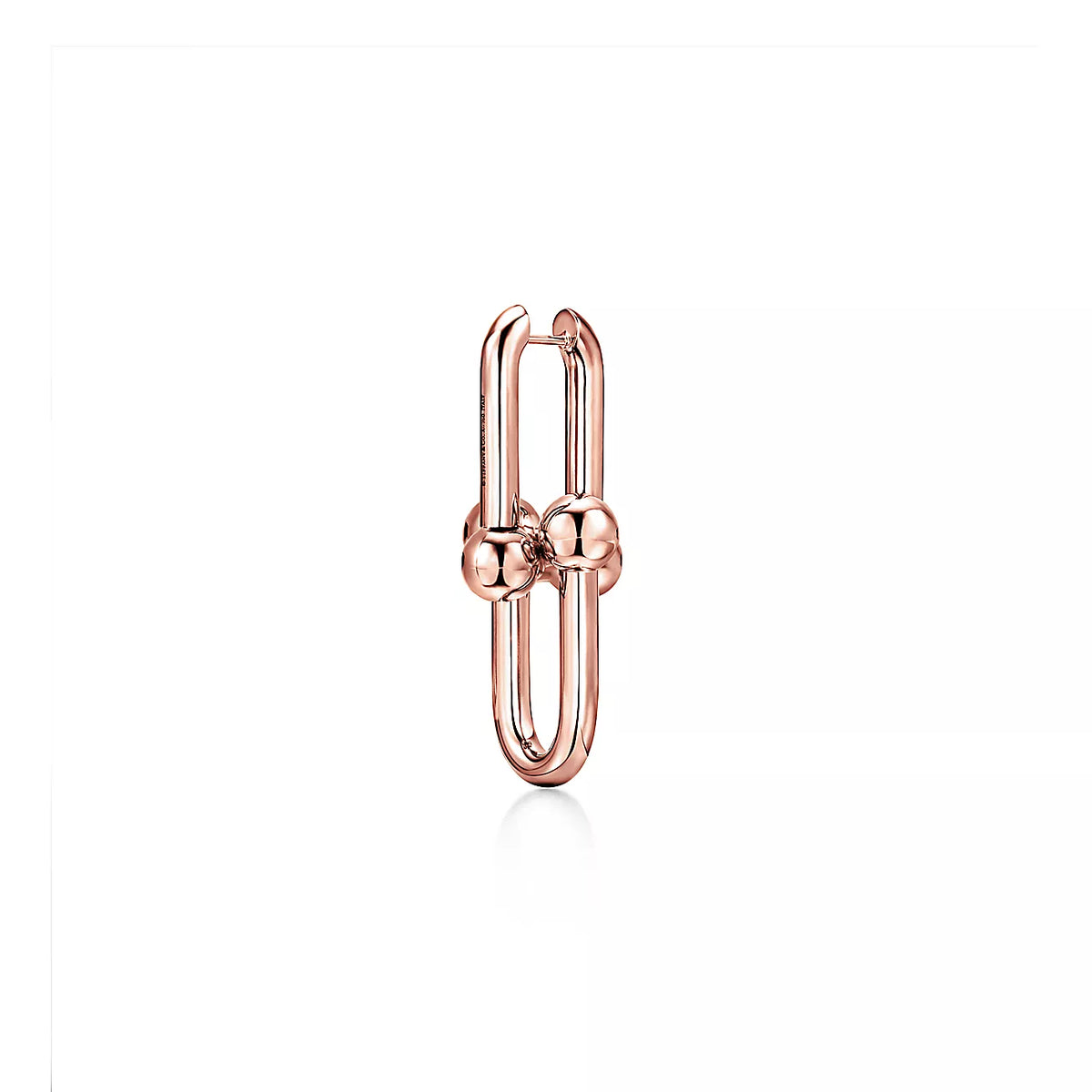 Tiffany HardWear Extra Large Link 18K Gold Earrings product image 4, provided for visual reference and product detail review