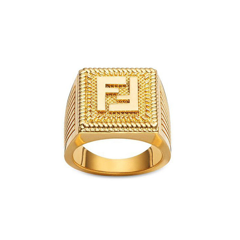 FF Guillochet 18K Gold Ring product image 1, provided for visual reference and product detail review