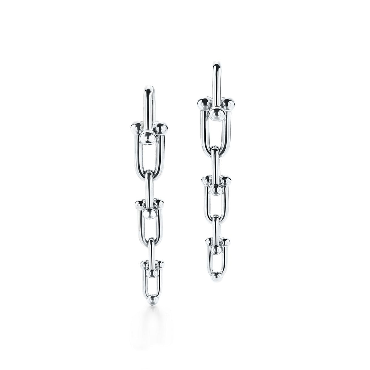Tiffany HardWear Graduated Link 18K Gold Earrings product image 4, provided for visual reference and product detail review