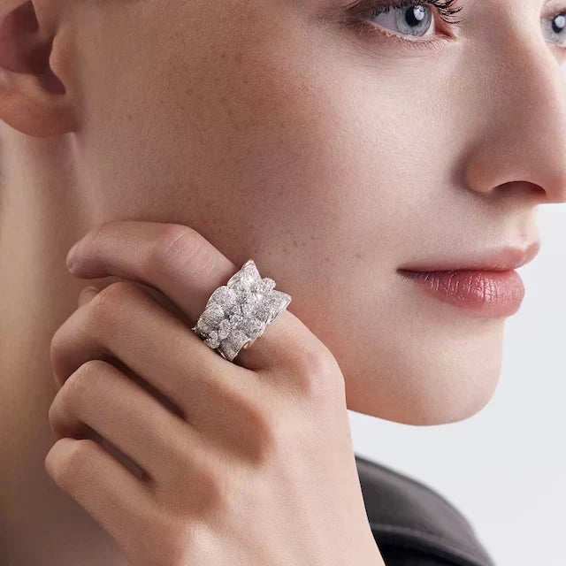 Dior Couture Diamond 18K Gold Ring product image 4, provided for visual reference and product detail review
