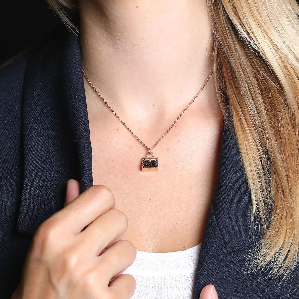 Hermes Amulettes Kelly Black Diamonds 18K Gold Necklace product image 3, provided for visual reference and product detail