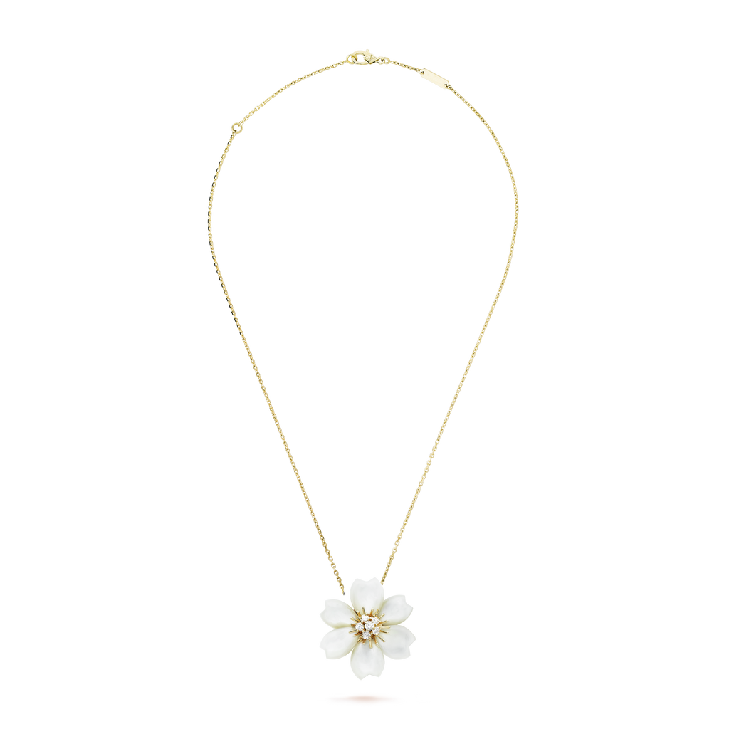 Rose de No?l 18K Gold Necklace product image 2, provided for visual reference and product detail review