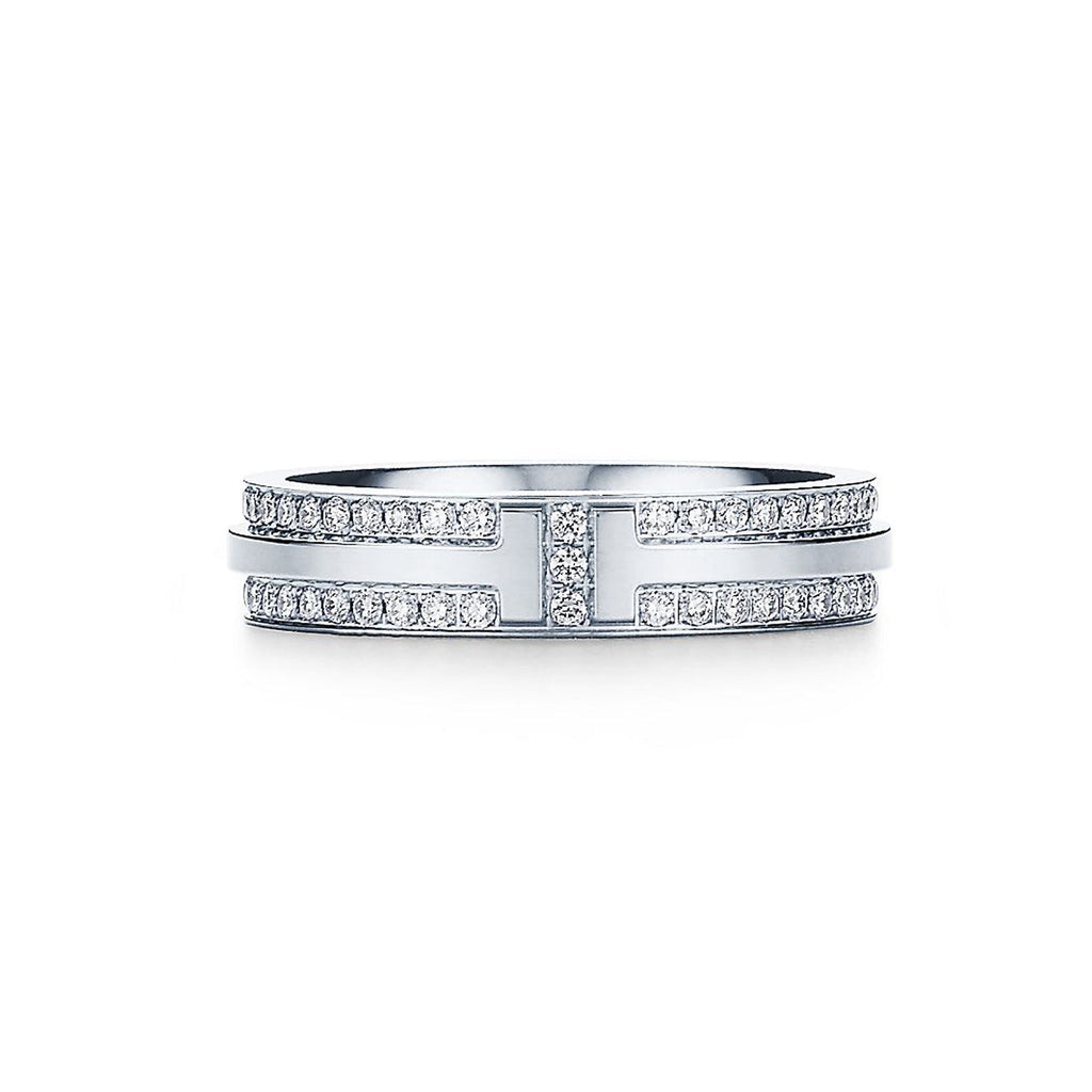 Tiffany Narrow Pave Diamond 18K Gold Ring product image 1, provided for visual reference and product detail review