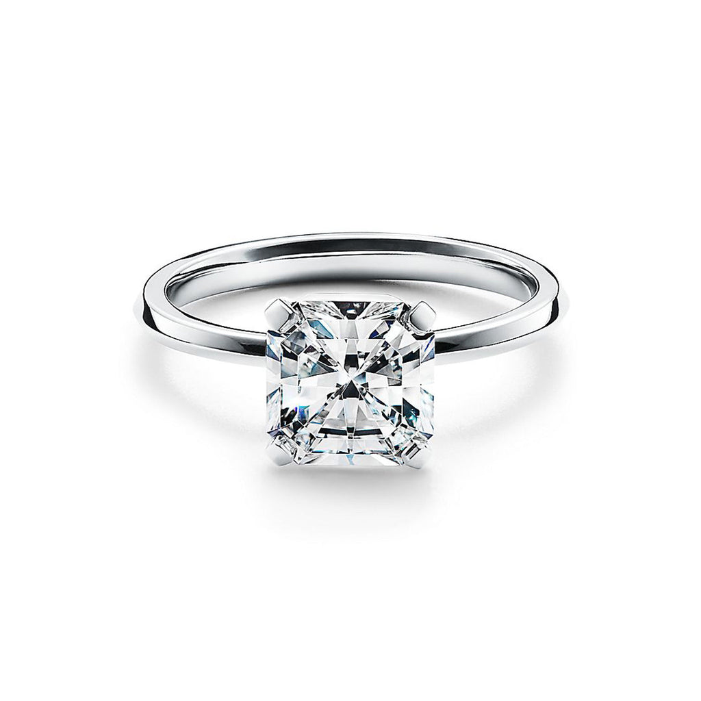 Tiffany True Engagement 18K Gold Ring product image 1, provided for visual reference and product detail review