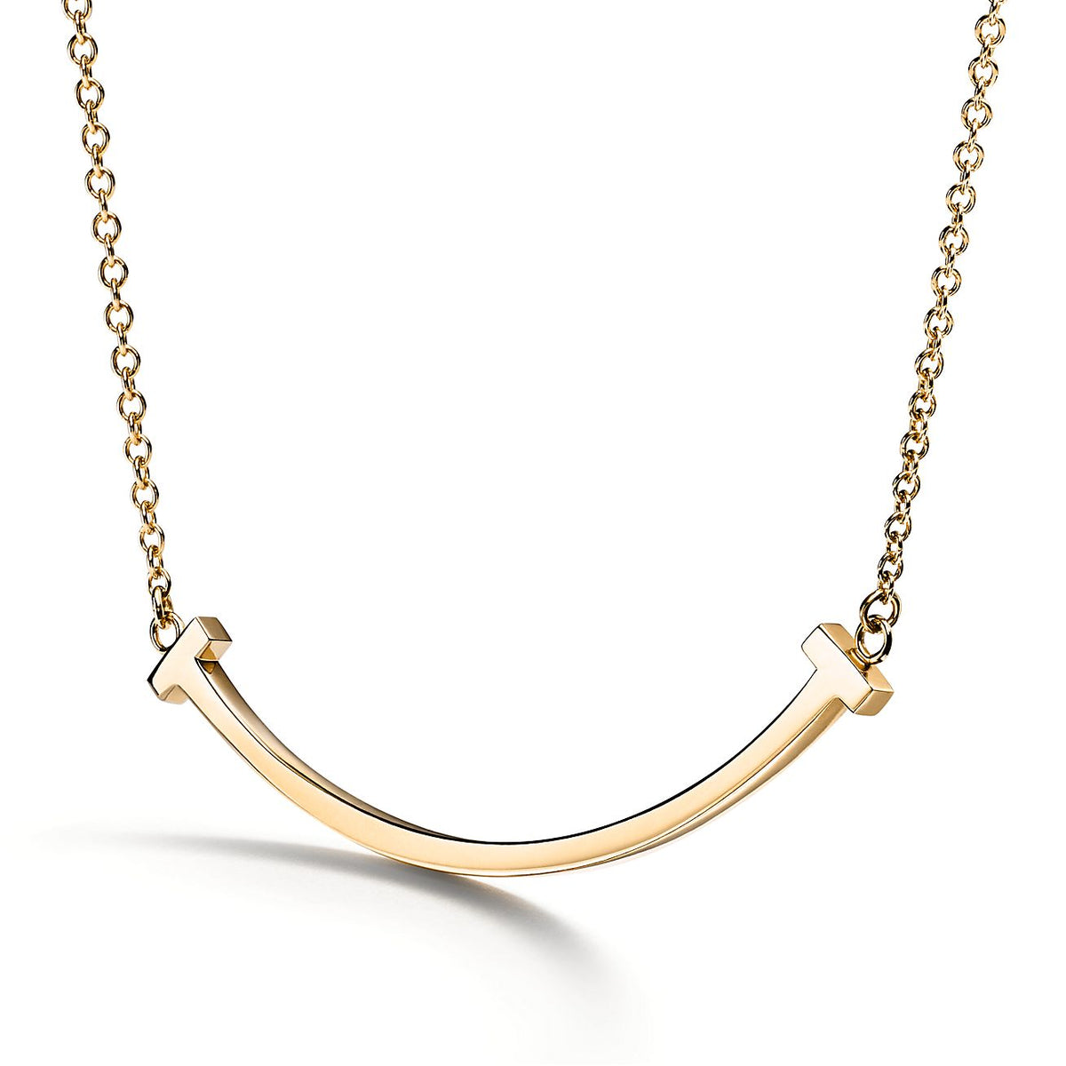 Tiffany Smile Pendant 18K Gold Necklace product image 2, provided for visual reference and product detail review