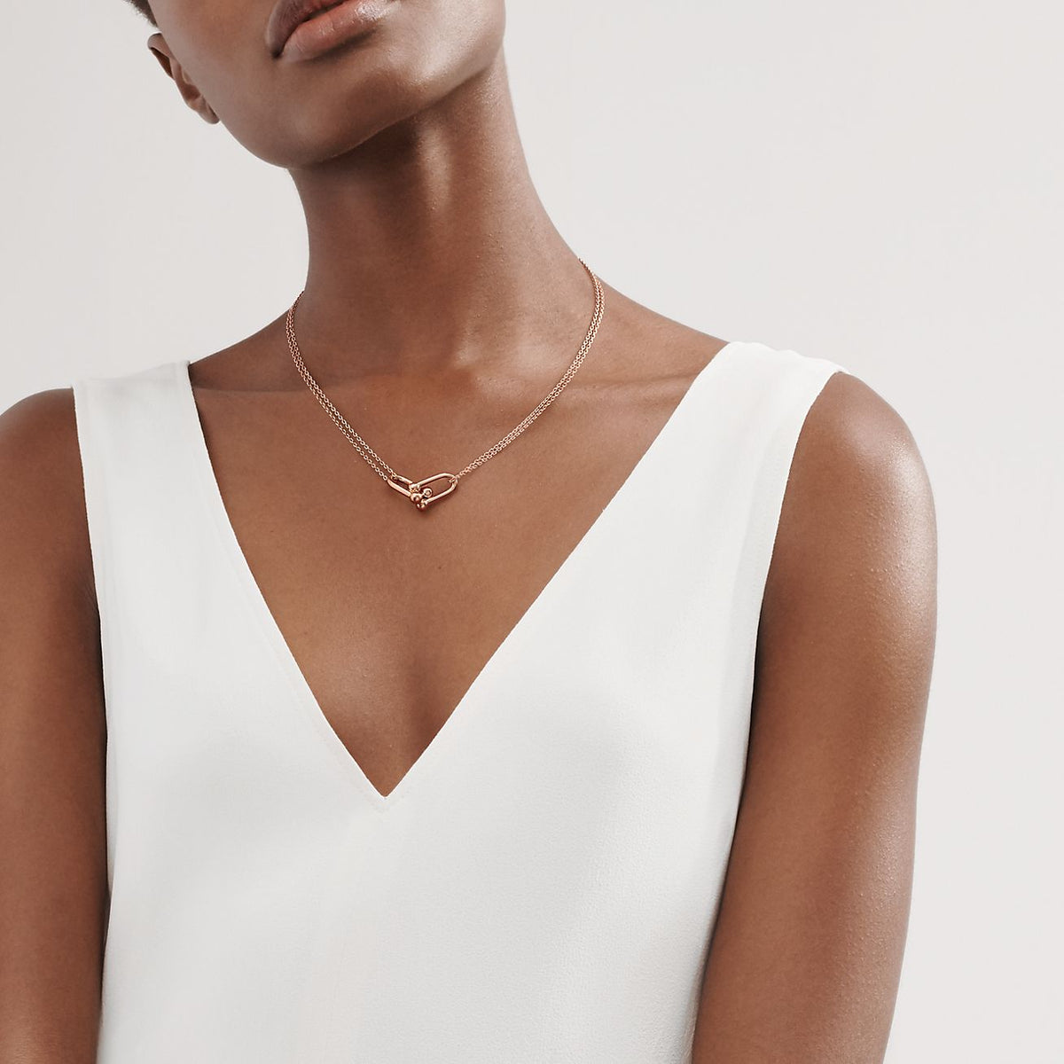 Tiffany HardWear Double Link 18K Gold Necklace product image 2, provided for visual reference and product detail review