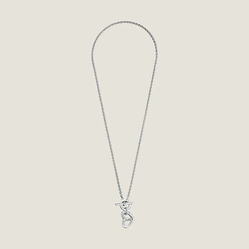Hermes Cache-coeur Amulette Pendant 18K Gold Necklace product image 2, provided for visual reference and product detail