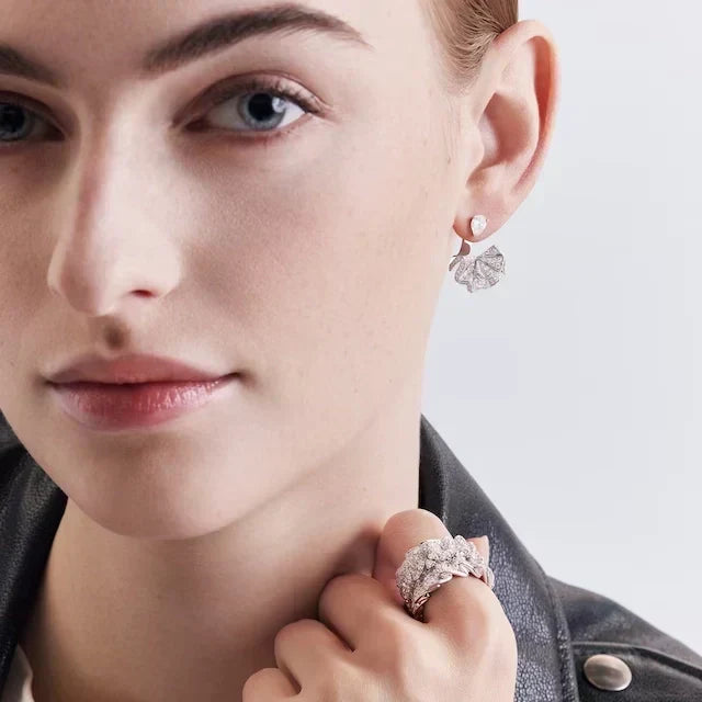 Dior Couture Diamond 18K Gold Ring product image 5, provided for visual reference and product detail review