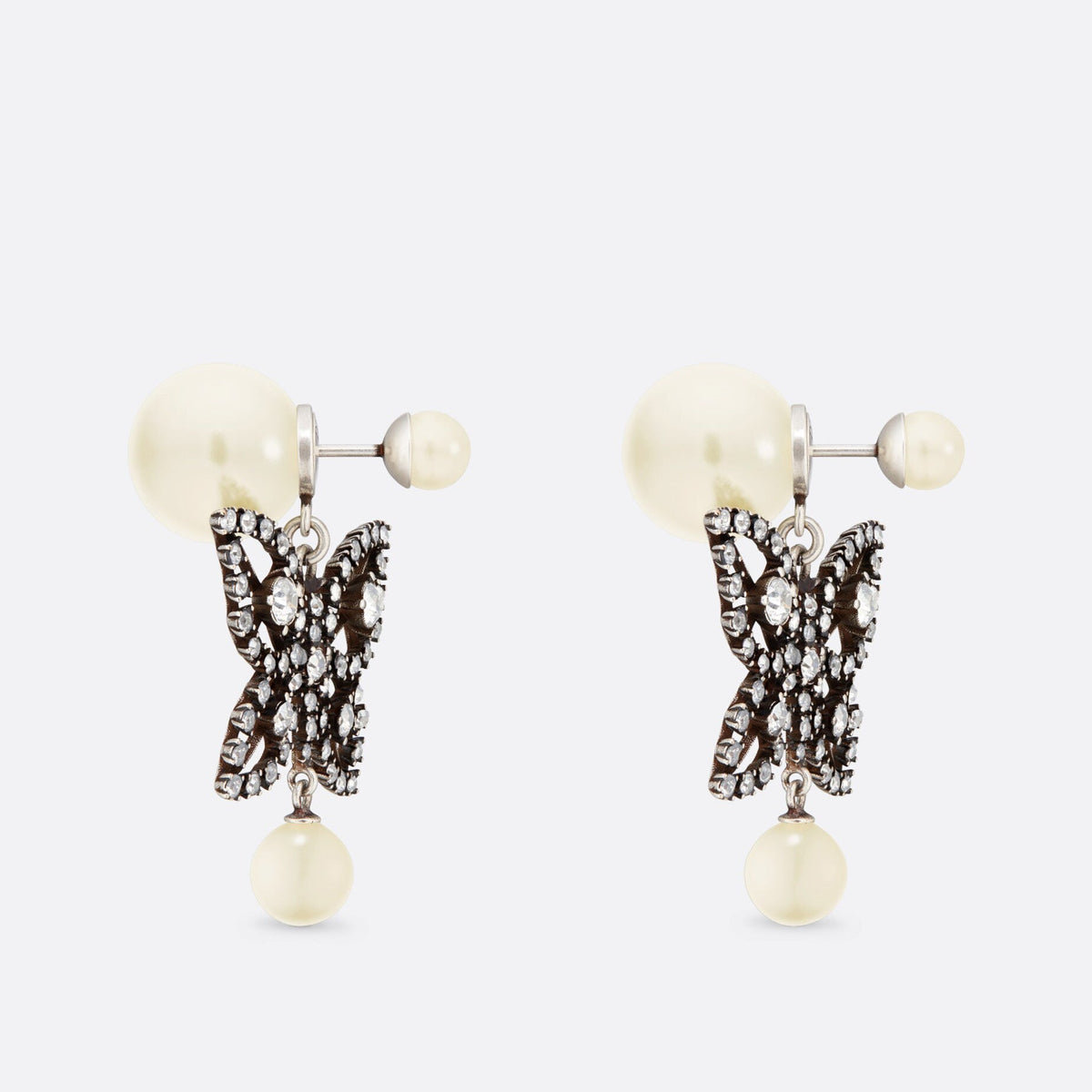 Dior Tribales Butterfly 18K Gold Earrings product image 3, provided for visual reference and product detail review