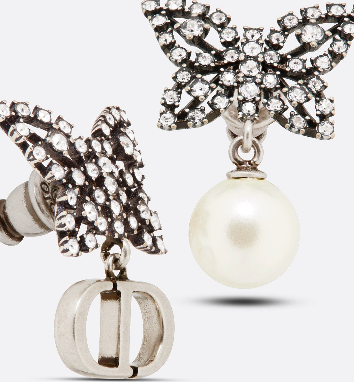 Dior Papillon De Nuit 18K Gold Earrings product image 3, provided for visual reference and product detail review