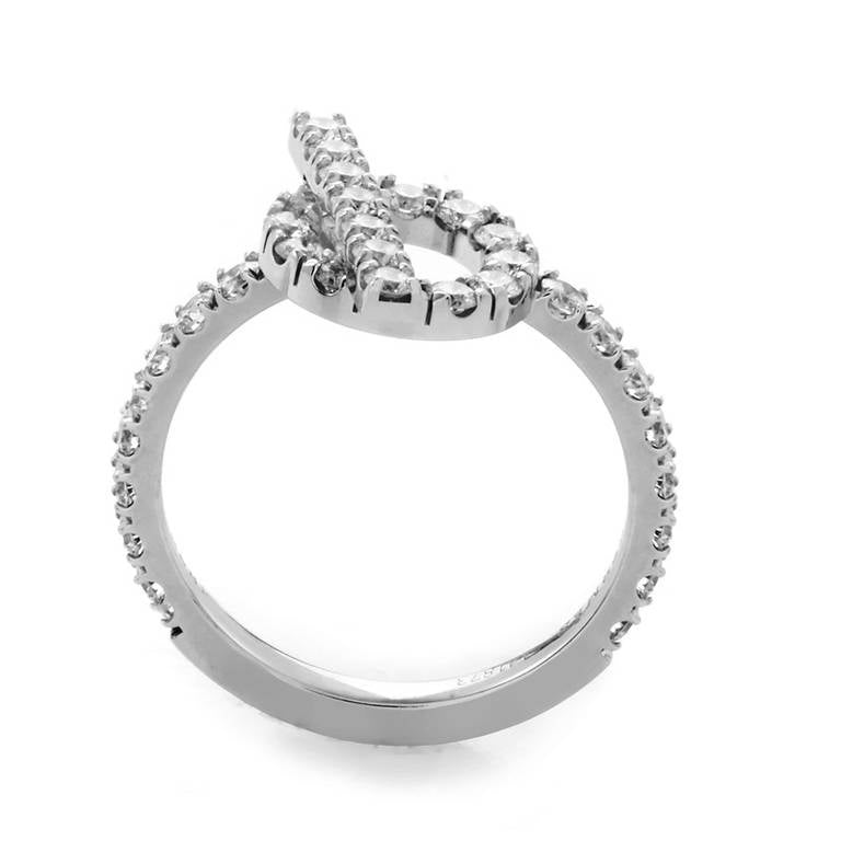Hermes Finesse Diamond 18K White Gold Ring product image 6, provided for visual reference and product detail review
