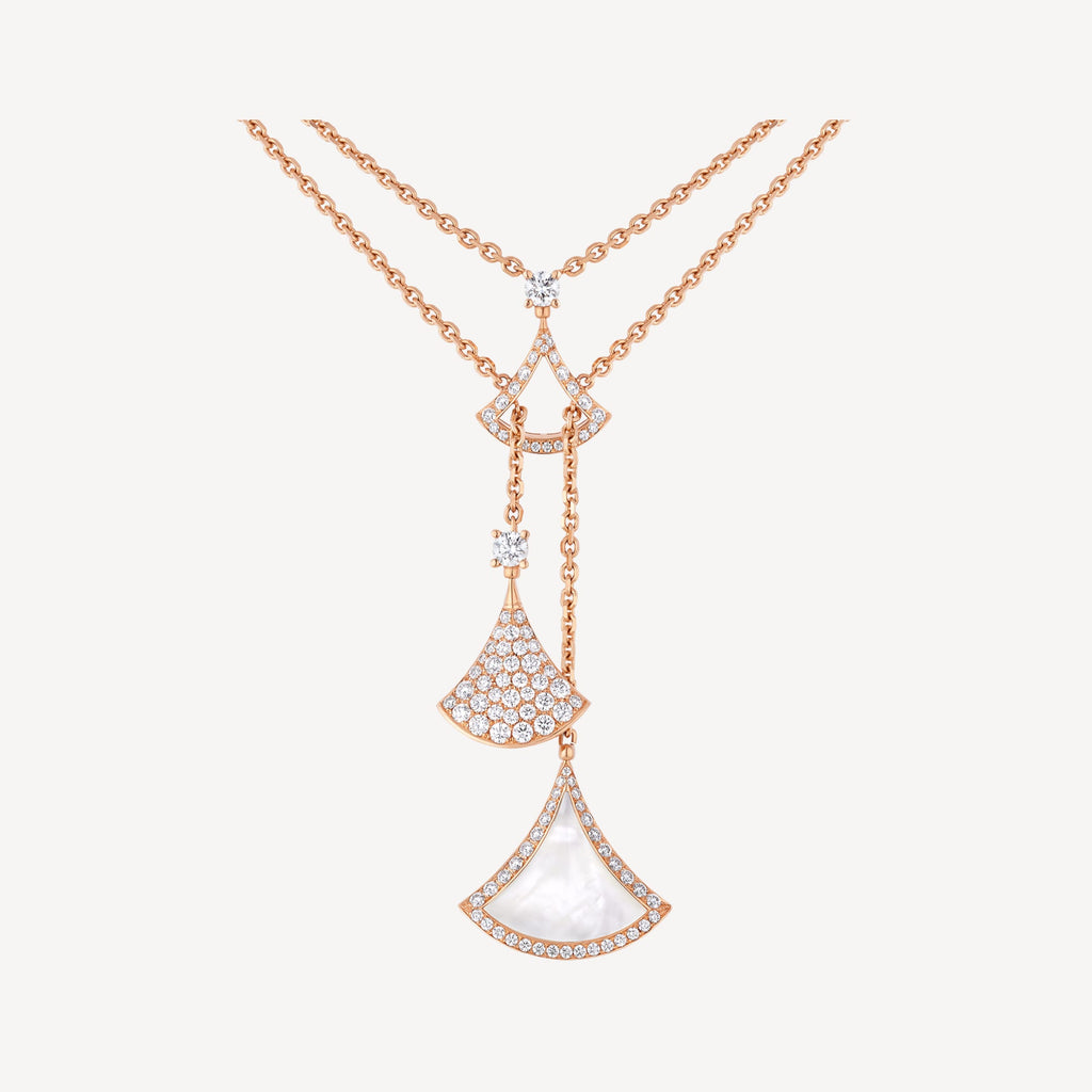 Bvlgari BVLGARI Dream Pearls 18K Gold Necklace product image 2, provided for visual reference and product detail review
