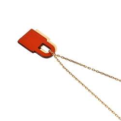 Hermes O'Kelly Pendant 18K Gold Necklace product image 4, provided for visual reference and product detail review