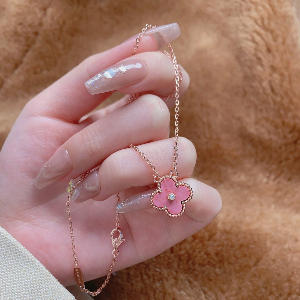 Pink Diamond Clover Necklace product image 2, provided for visual reference and product detail review