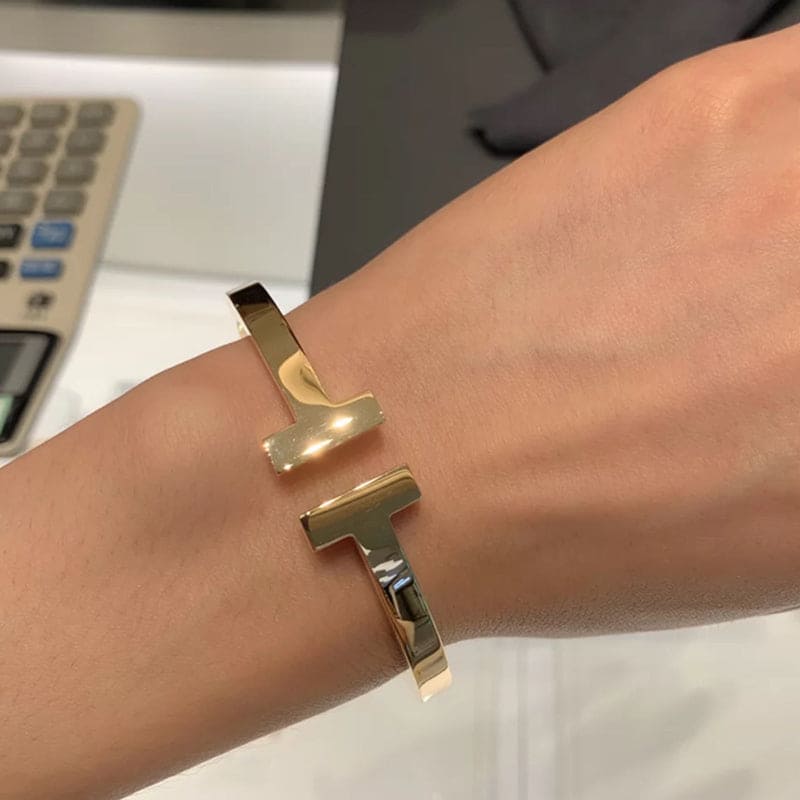 Tiffany Square 18K Gold Bracelet product image 2, provided for visual reference and product detail review