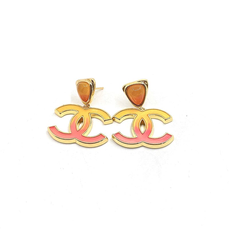 Chanel Classic Peach Dangle 18K Gold Earrings product image 2, provided for visual reference and product detail review
