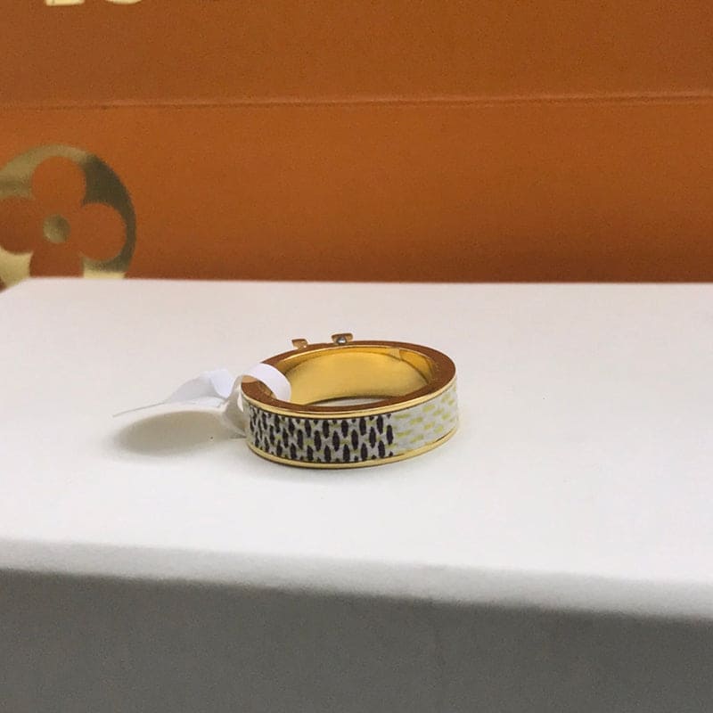 Louis Vuitton Leather Set of Two 18K Gold Ring product image 3, provided for visual reference and product detail review