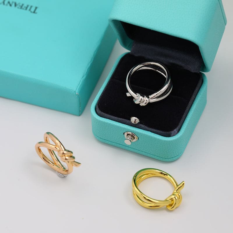 Knot Double Row 18K Yellow Gold Ring product image 5, provided for visual reference and product detail review