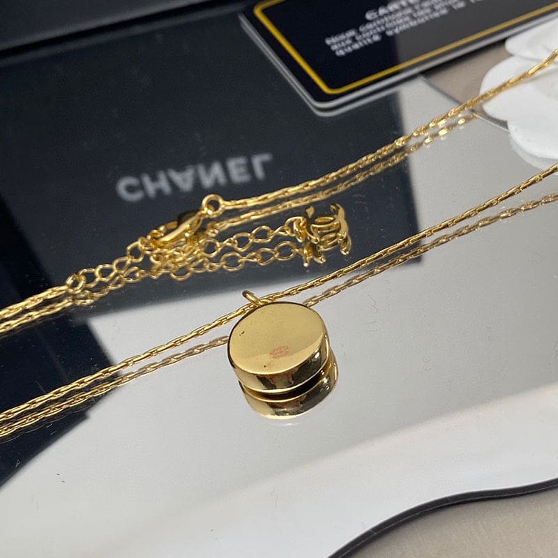 Chanel Pendant 18K Gold Necklace product image 6, provided for visual reference and product detail review
