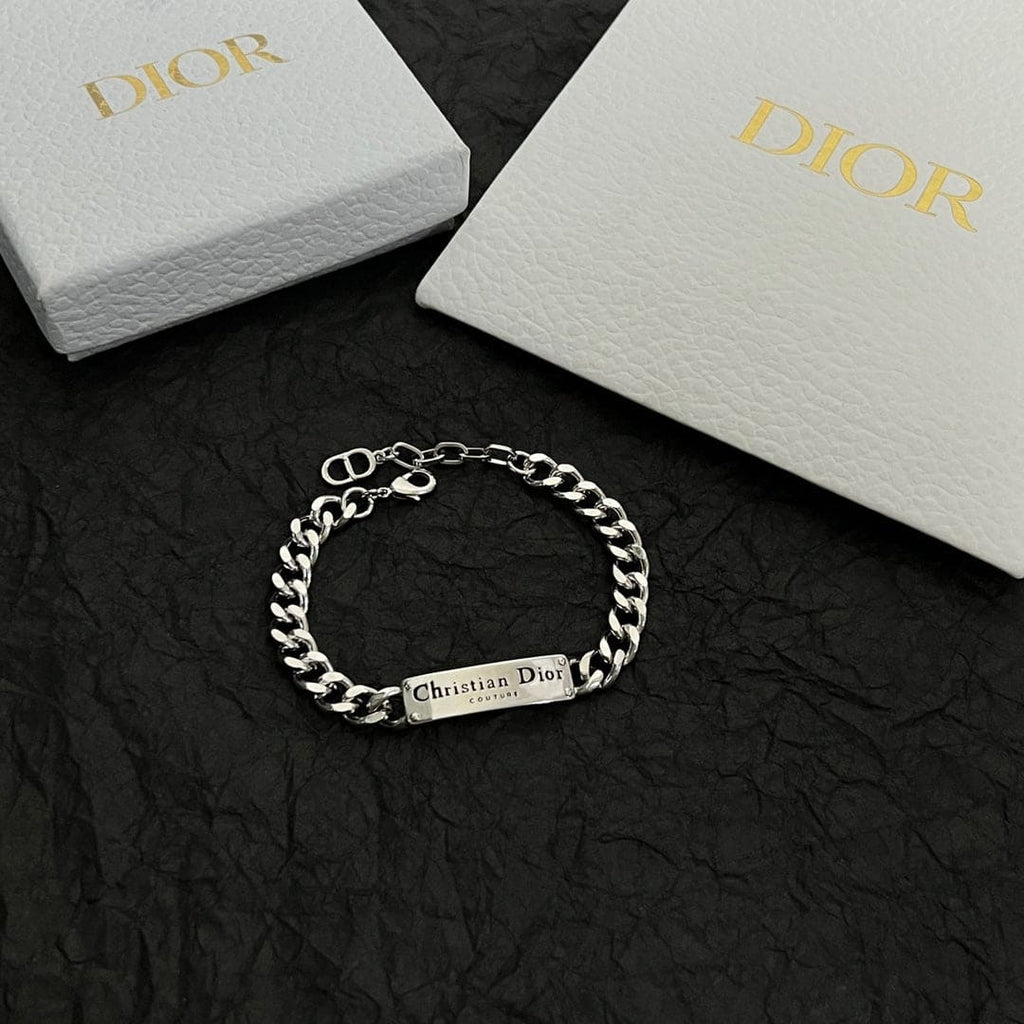 CD Couture Chain Link Bracelet product image 5, provided for visual reference and product detail review