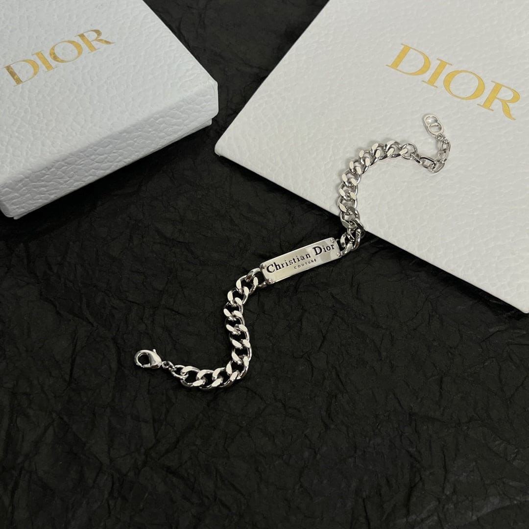CD Couture Chain Link Bracelet product image 7, provided for visual reference and product detail review