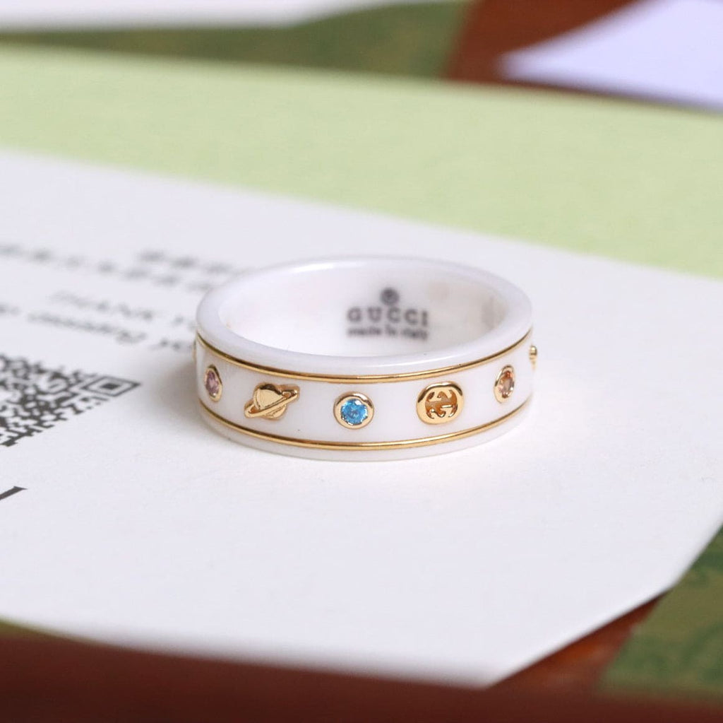 Gucci Double Icon With Gemstones White Zirconia 18K Gold Ring product image 5, provided for visual reference and product