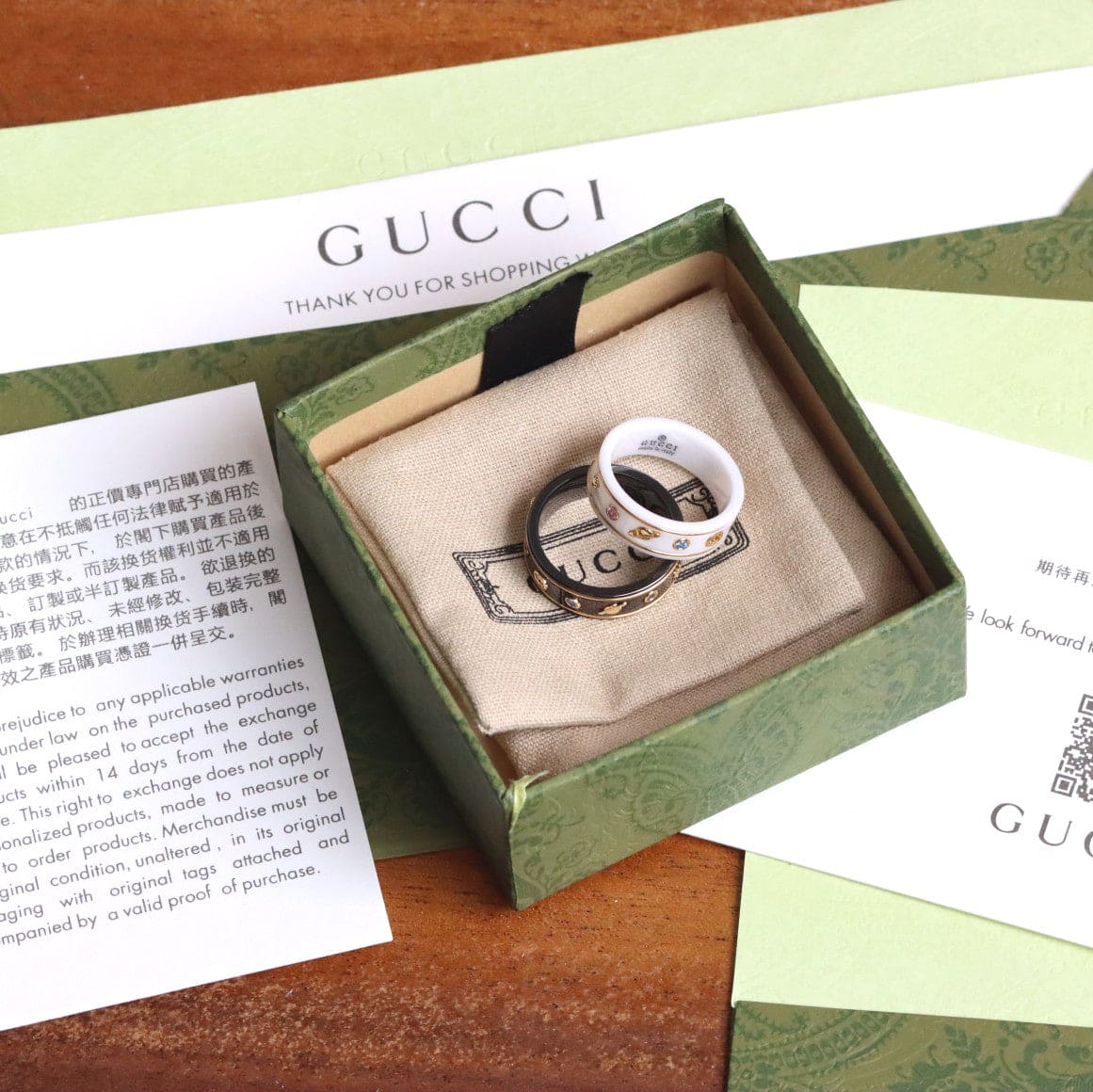 Gucci Double Icon With Gemstones White Zirconia 18K Gold Ring product image 8, provided for visual reference and product