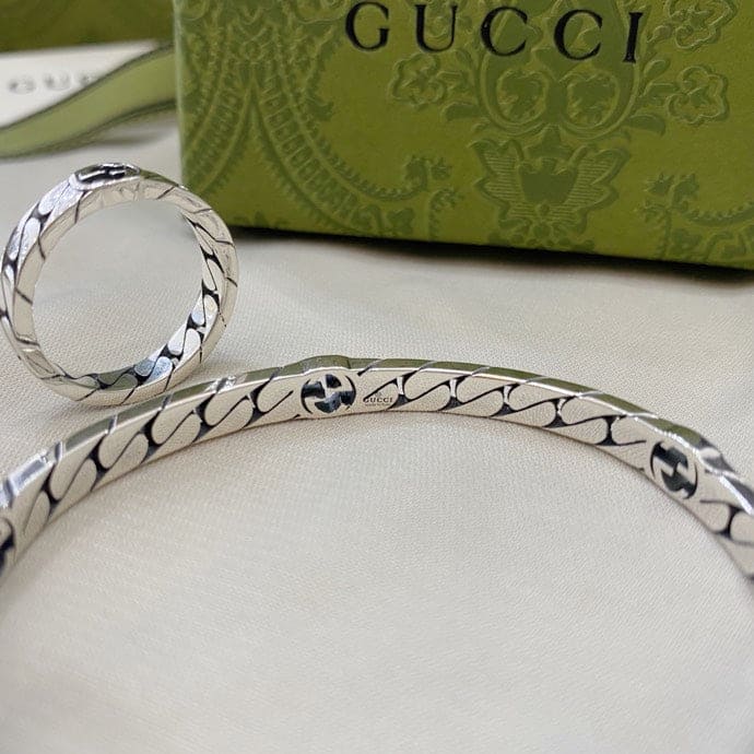 Double Gucci Interlocking Gucci Cuff Bracelet product image 7, provided for visual reference and product detail review