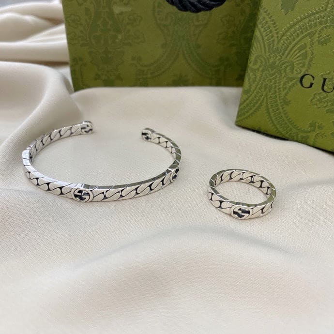 Double Gucci Interlocking Gucci Cuff Bracelet product image 9, provided for visual reference and product detail review