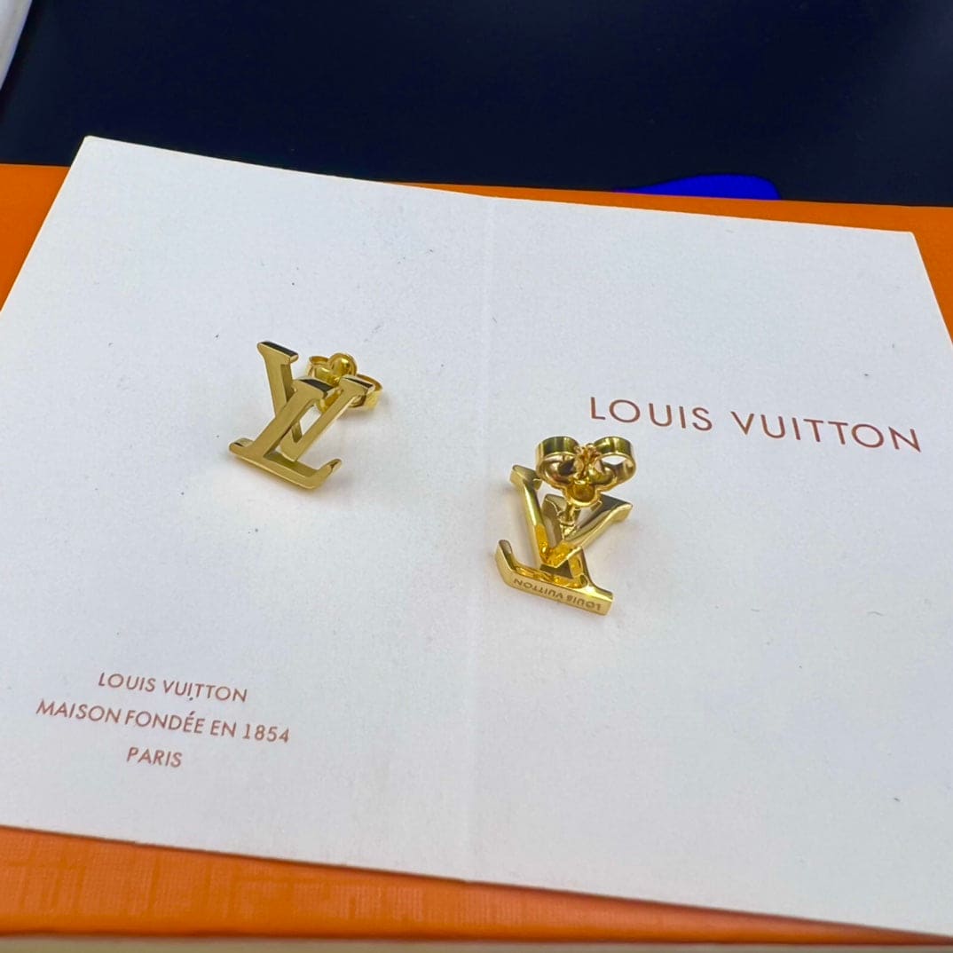 Louis Vuitton Iconic 18K Gold Earrings product image 2, provided for visual reference and product detail review