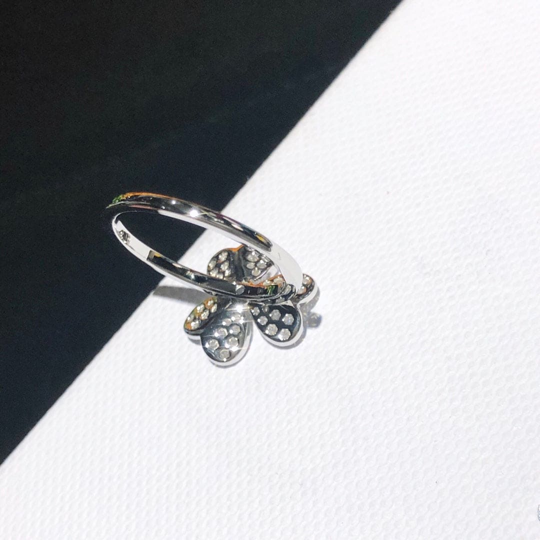 Frivole 18K Gold Ring product image 9, provided for visual reference and product detail review
