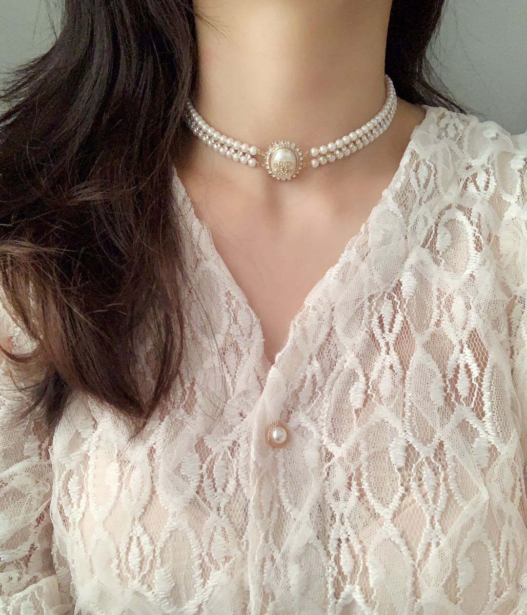 Chanel Pearl 18K Gold Necklace product image 2, provided for visual reference and product detail review