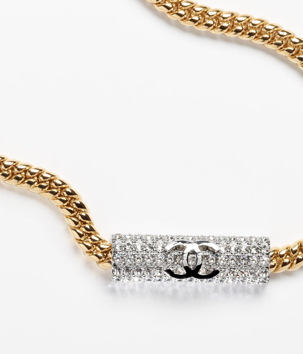 Chanel Diamonds Chain 18K Gold Necklace product image 3, provided for visual reference and product detail review