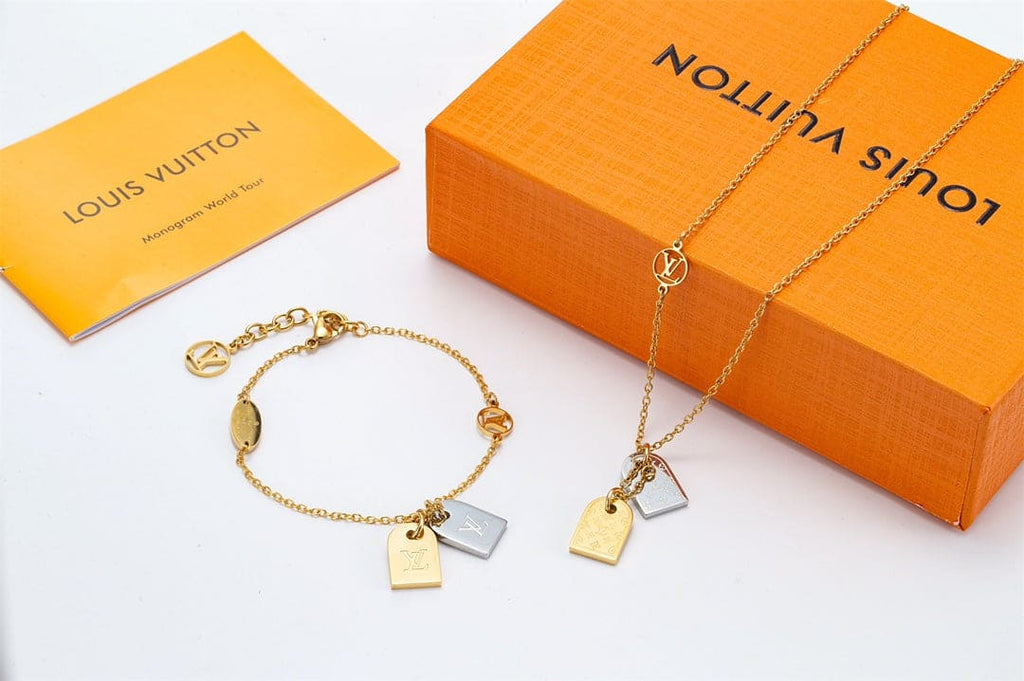 Louis Vuitton Nanogram 18K Gold Bracelet product image 7, provided for visual reference and product detail review