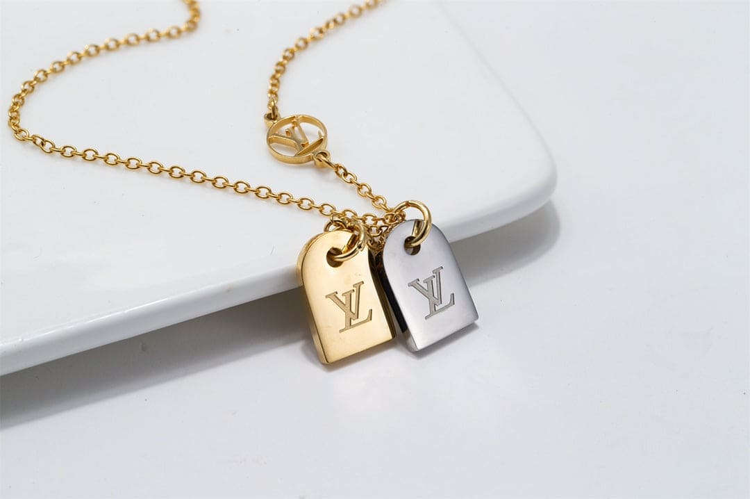 Louis Vuitton Nanogram 18K Gold Bracelet product image 3, provided for visual reference and product detail review