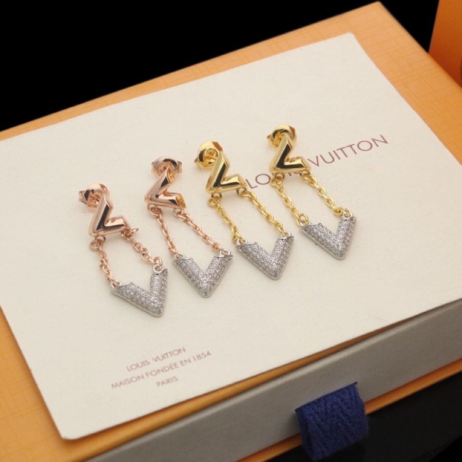 Louis Vuitton Volt Upside Down 18K Gold Earrings product image 3, provided for visual reference and product detail review