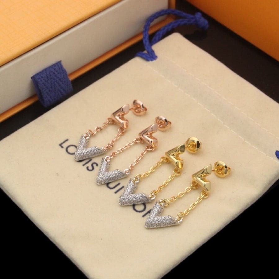 Louis Vuitton Volt Upside Down 18K Gold Earrings product image 4, provided for visual reference and product detail review